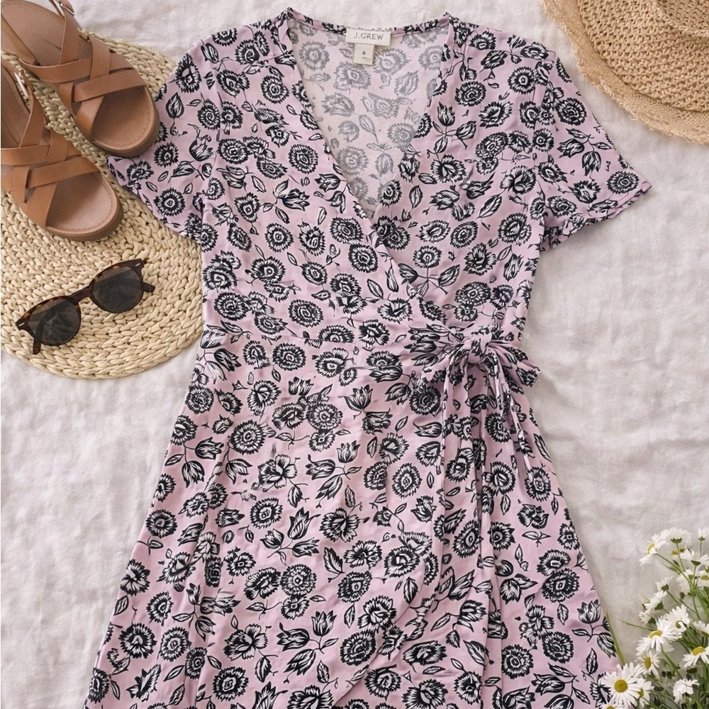 J.Crew Pink Floral Wrap Dress Size 6 Short Sleeve- spring wedding guest dress